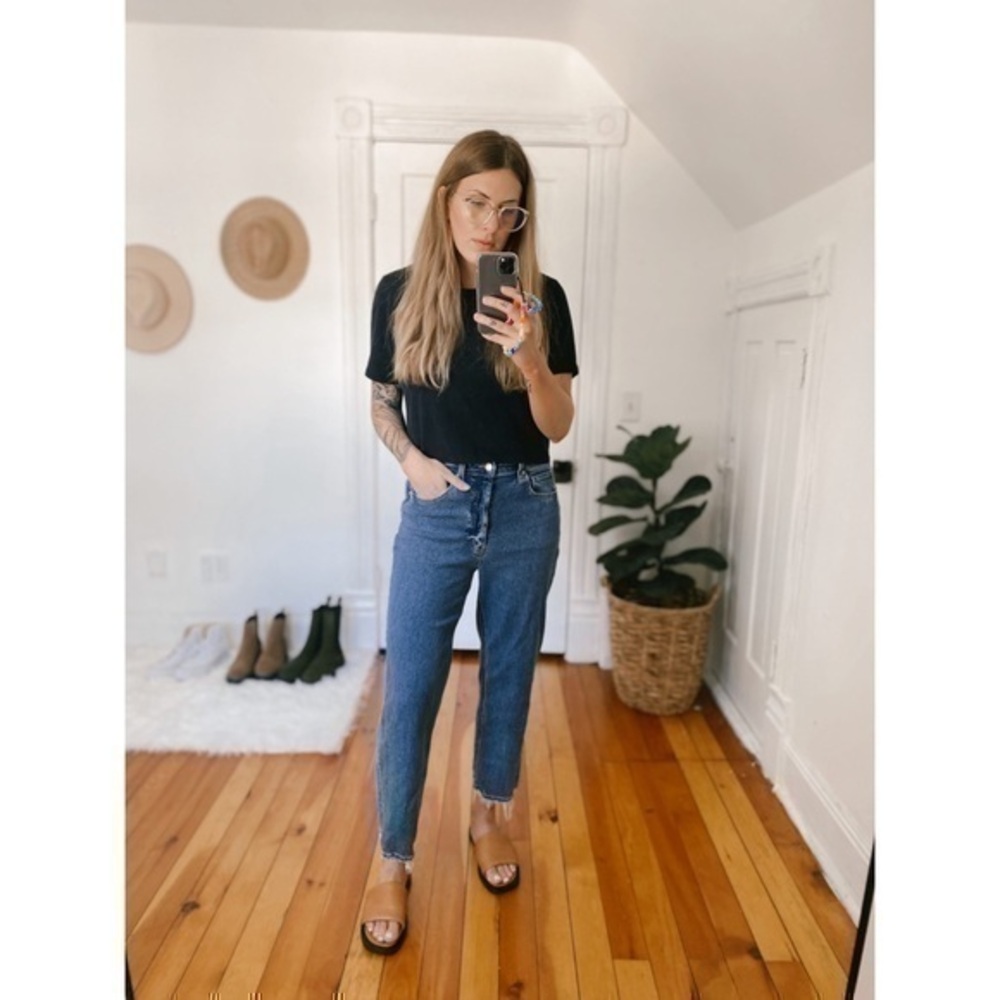 Wild Fable High Waisted Dark Wash Cutoff Jeans